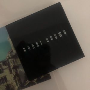 New Bobbi Brown Afternoon Glow Highlighter!